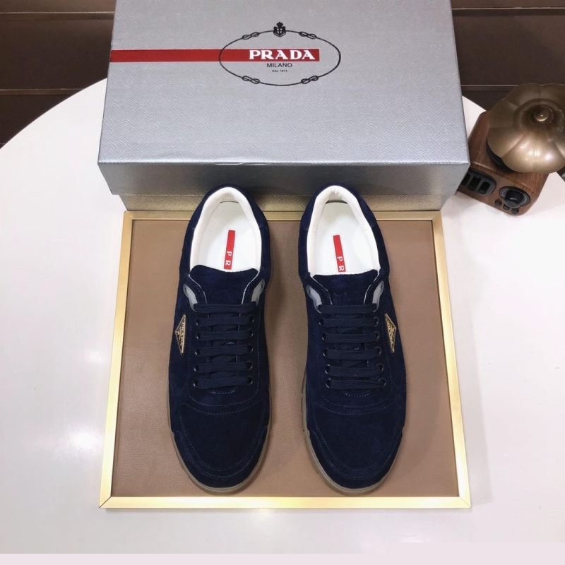 Pra*a casual shoes